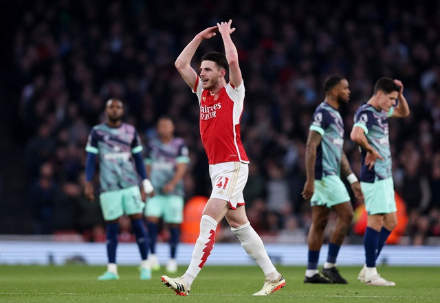 Declan Rice có bàn thắng thứ 6 trong màu áo Arsenal