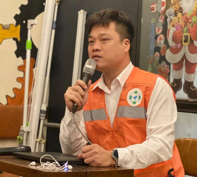 Phạm Quốc Việt, Đội trưởng Đội Hỗ trợ sơ cứu FAS Angel. Ảnh: Thanh Nam Phạm Quốc Việt, Đội trưởng Đội Hỗ trợ sơ cứu FAS Angel. Ảnh: Thanh Nam
