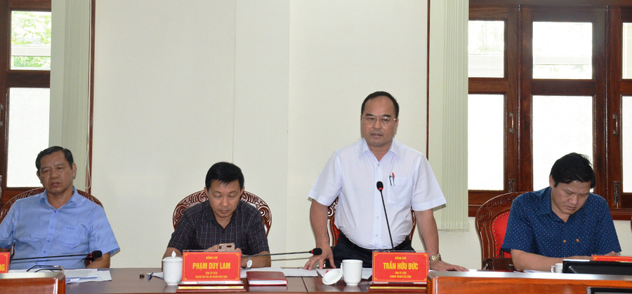 Chánh Thanh tra tỉnh Trần Hữu Đức cho rằng: Kê khai tài sản là một trong những giải pháp quan trọng để phát hiện và phòng ngừa tham nhũng. Ảnh: Vĩnh Hoàng Chánh Thanh tra tỉnh Trần Hữu Đức cho rằng: Kê khai tài sản là một trong những giải pháp quan trọng để phát hiện và phòng ngừa tham nhũng. Ảnh: Vĩnh Hoàng