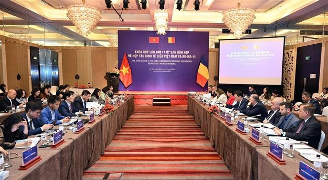 Quang cảnh Khóa họp lần thứ 17 Ủy ban Hỗn hợp Việt Nam-Romania về Hợp tác Kinh tế, tại Hà Nội tháng 11/2023. (Ảnh: Trần Việt/TTXVN) Quang cảnh Khóa họp lần thứ 17 Ủy ban Hỗn hợp Việt Nam-Romania về Hợp tác Kinh tế, tại Hà Nội tháng 11/2023. (Ảnh: Trần Việt/TTXVN)