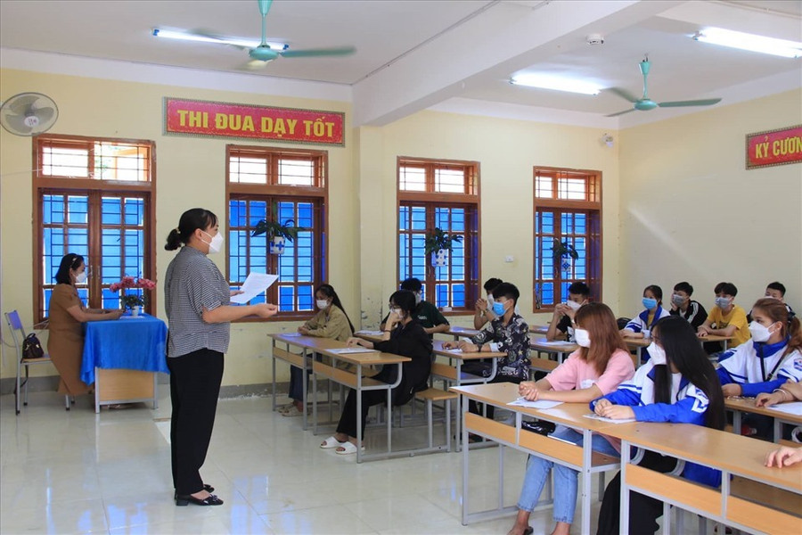 Thí sinh tham dự kỳ thi tốt nghiệp THPT năm 2022. Ảnh: Khánh Linh