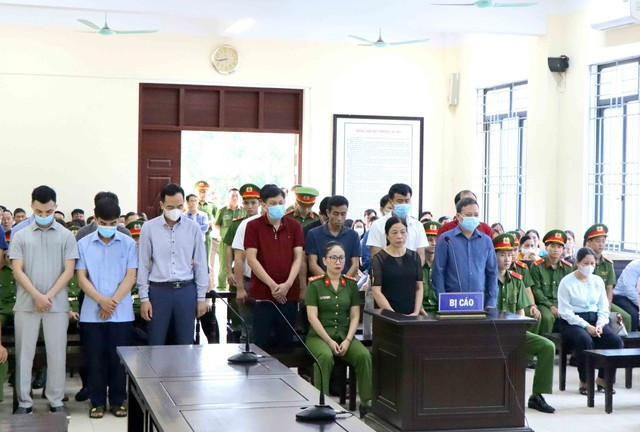 Các bị cáo tại phiên tòa. Ảnh: Theo Báo Lai Châu