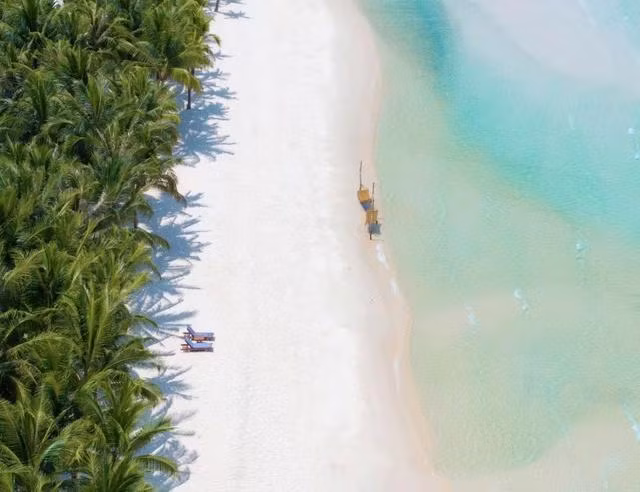 Bãi Kem ở Phú Quốc với cát trắng mịn. Ảnh TN