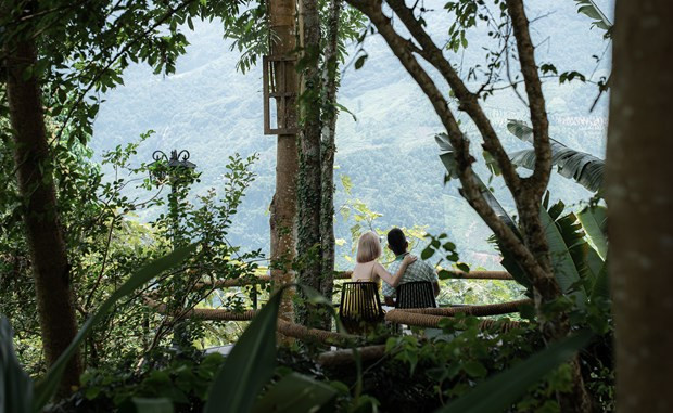 Du khách quốc tế ấn tượng với những trải nghiệm cùng thiên nhiên Việt Nam. (Ảnh: CTV/Vietnam+) Du khách quốc tế ấn tượng với những trải nghiệm cùng thiên nhiên Việt Nam. (Ảnh: CTV/Vietnam+)