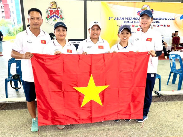 Hạ Thái Lan ở chung kết, bi sắt Việt Nam đoạt huy chương vàng châu Á 2023 - Ảnh 1. Bộ 3 nữ bi sắt Việt Nam đoạt tấm HCV châu Á 2023. Ảnh nguồn: BI SẮT VIỆT NAM