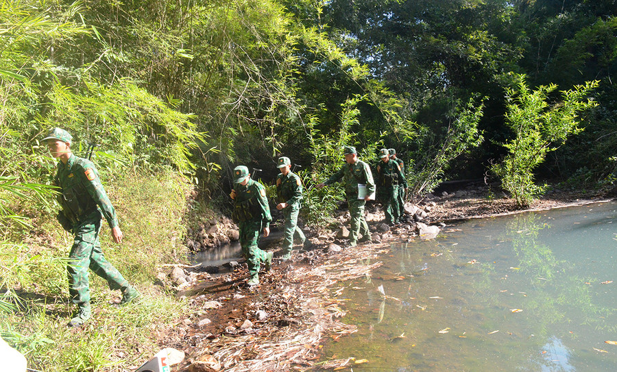 Bộ đội Biên phòng tỉnh tuần tra phòng-chống tội phạm. Ảnh: Vĩnh Hoàng Bộ đội Biên phòng tỉnh tuần tra phòng-chống tội phạm. Ảnh: Vĩnh Hoàng