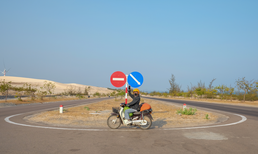 Một mình Huệ đi phượt xuyên Việt hồi đầu năm nay. Một mình Huệ đi phượt xuyên Việt hồi đầu năm nay.