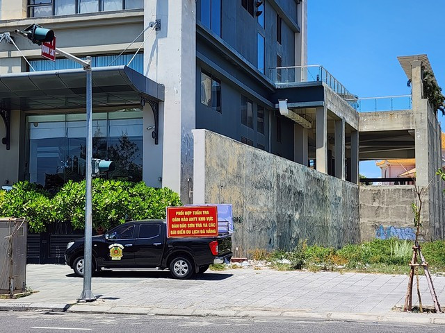 Khu đất trống, nơi phát hiện 1 người nước ngoài tử vong chưa rõ nguyên nhân Khu đất trống, nơi phát hiện 1 người nước ngoài tử vong chưa rõ nguyên nhân