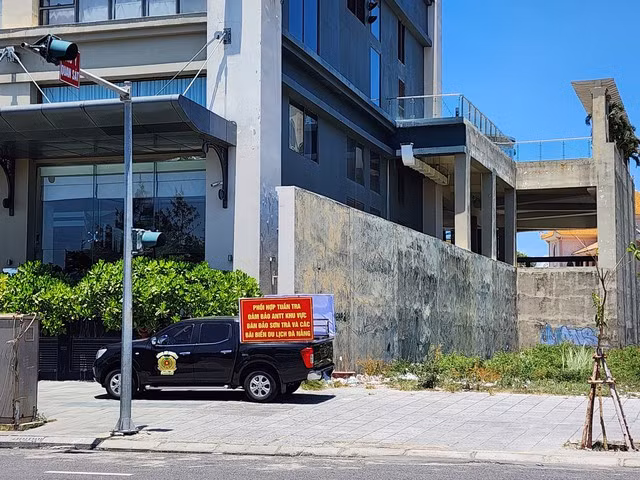 Khu đất trống, nơi phát hiện 1 người nước ngoài tử vong chưa rõ nguyên nhân