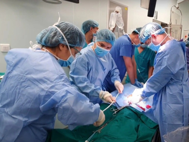 Cấp cứu ngừng tim phổi cho người bệnh tại cơ sở y tế. Ảnh minh hoạ Cấp cứu ngừng tim phổi cho người bệnh tại cơ sở y tế. Ảnh minh hoạ