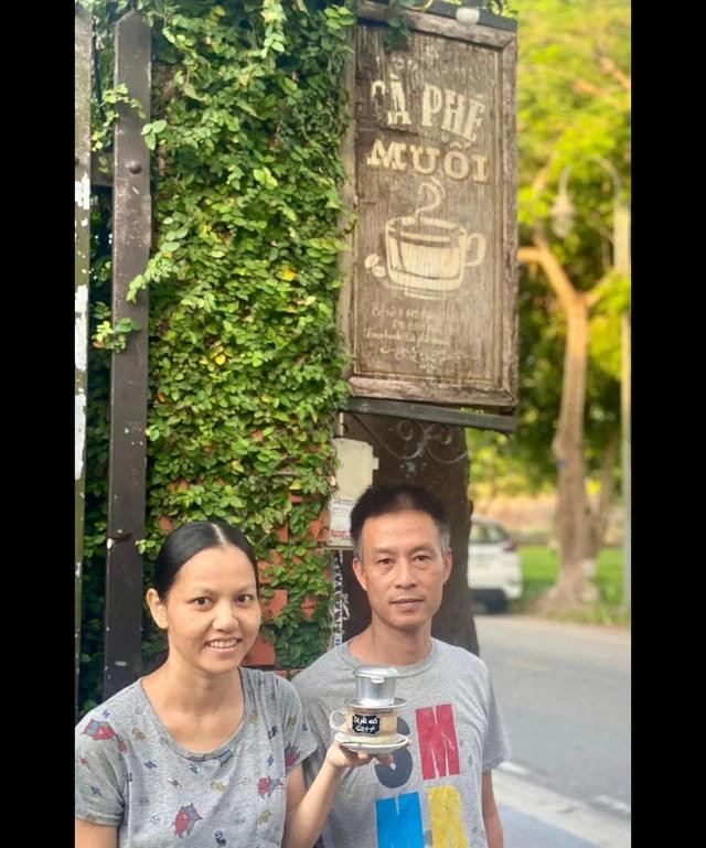 Chủ nhân quán cà phê muối nổi tiếng ở Huế Chủ nhân quán cà phê muối nổi tiếng ở Huế