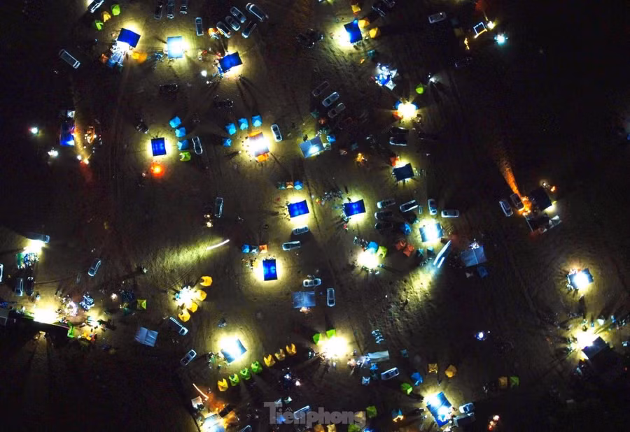 Đêm về trên thảo nguyên Bùi Hui. Ảnh: GREENCAMP.