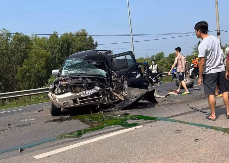 Nơi xảy ra vụ tai nạn liên hoàn làm 6 người thương vong.