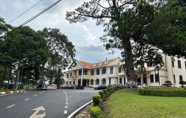 Trụ sở UBND H.Di Linh, Lâm Đồng. Ảnh: Gia Bình Trụ sở UBND H.Di Linh, Lâm Đồng. Ảnh: Gia Bình