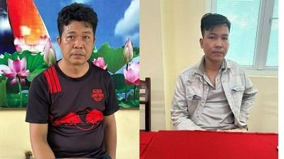 Đối tượng Nguyễn Hữu Nghĩa (trái) và Nguyễn Thanh Nguyên (phải) tại cơ quan công an. Đối tượng Nguyễn Hữu Nghĩa (trái) và Nguyễn Thanh Nguyên (phải) tại cơ quan công an.