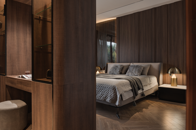 Phòng ngủ master có 3 khu vực là phòng ngủ, phòng thay đồ và phòng vệ sinh.