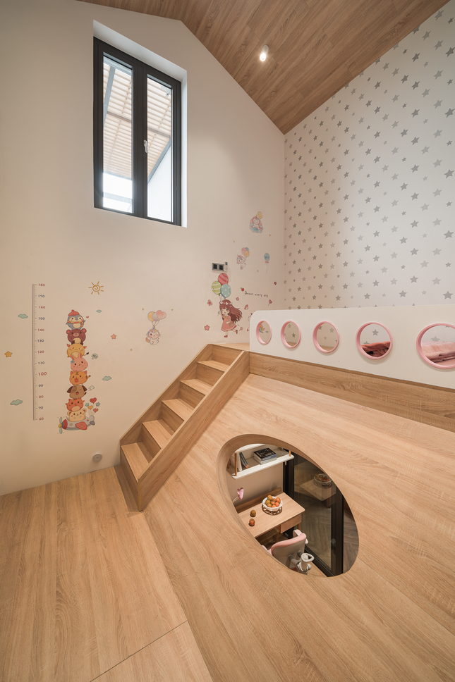Phòng ngủ cho trẻ có cấu trúc như tầng lửng độc đáo.