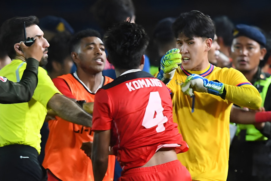 Ông kêu gọi xử lý triệt để những hành động bạo lực ở các trận đấu. Ảnh: AFP Ông kêu gọi xử lý triệt để những hành động bạo lực ở các trận đấu. Ảnh: AFP