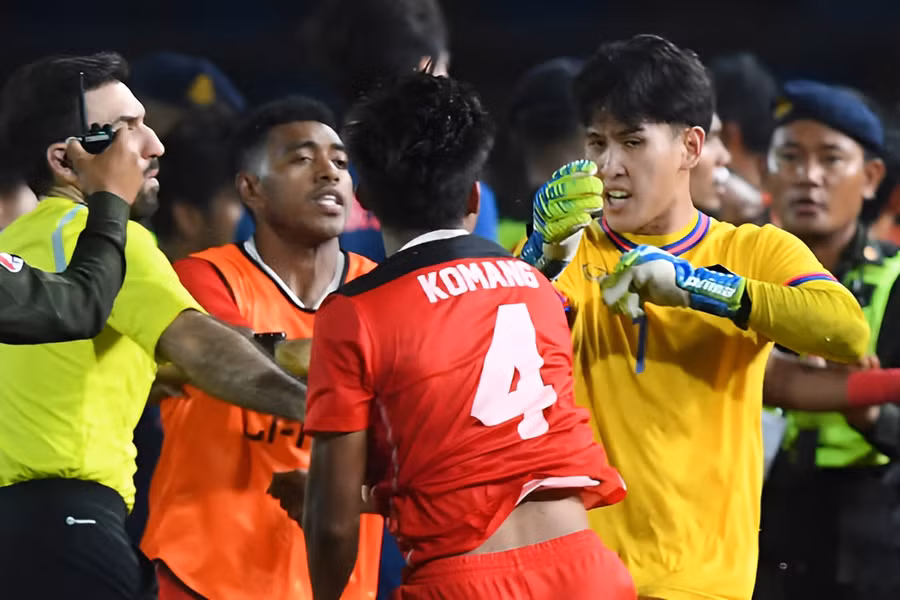 Ông kêu gọi xử lý triệt để những hành động bạo lực ở các trận đấu. Ảnh: AFP