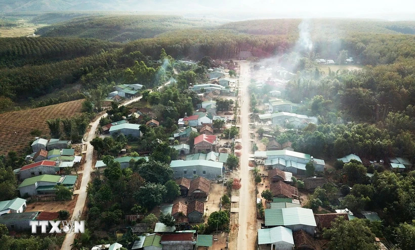Làng Đăk Răng, xã Đăk Dục (Ngọc Hồi, Kon Tum) là ngôi làng ở vùng biên giới đầu tiên của huyện Ngọc Hồi được công nhận là Làng du lịch cộng đồng. (Ảnh: Khoa Chương/TTXVN) Làng Đăk Răng, xã Đăk Dục (Ngọc Hồi, Kon Tum) là ngôi làng ở vùng biên giới đầu tiên của huyện Ngọc Hồi được công nhận là Làng du lịch cộng đồng. (Ảnh: Khoa Chương/TTXVN)