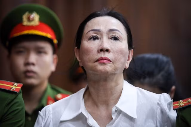 Bị cáo Trương Mỹ Lan tại phiên xét xử sơ thẩm giai đoạn 1. Ảnh: Hoàng Triều