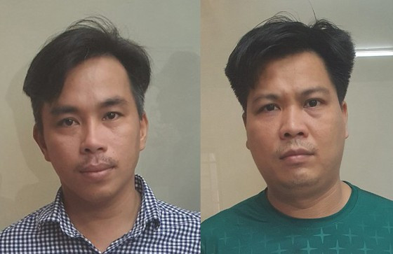 Thành và Thống (từ trái qua phải) tại cơ quan công an