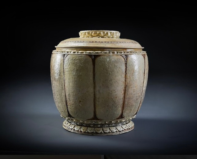 Bình gốm hoa nâu là hiện vật tiêu biểu cho sự phát triển đỉnh cao kỹ nghệ gốm thời Lý Bình gốm hoa nâu là hiện vật tiêu biểu cho sự phát triển đỉnh cao kỹ nghệ gốm thời Lý