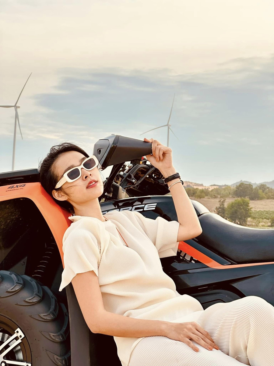 Ở tuổi 30, Diệp Bảo Ngọc tận hưởng cuộc sống sang chảnh với những chuyến du lịch. Ảnh: Nhân vật cung cấp. Ở tuổi 30, Diệp Bảo Ngọc tận hưởng cuộc sống sang chảnh với những chuyến du lịch. Ảnh: Nhân vật cung cấp.