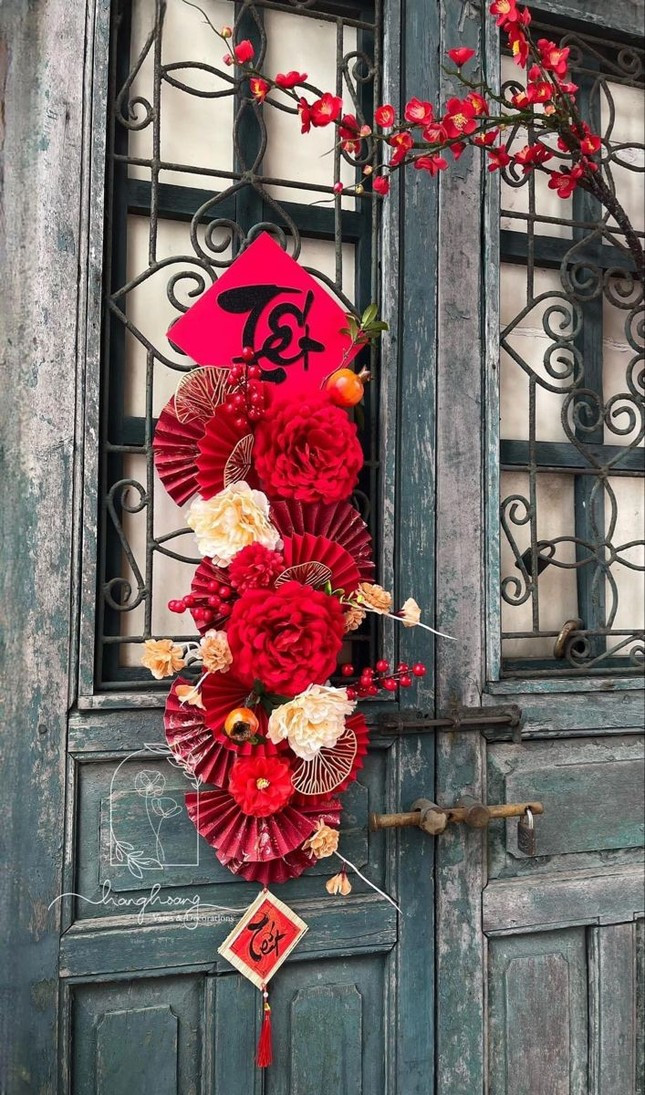 Có rất nhiều hình thức cho bạn lựa chọn để phù hợp với không gian nhà, từ cửa, tường nhà, phòng khách... Có rất nhiều hình thức cho bạn lựa chọn để phù hợp với không gian nhà, từ cửa, tường nhà, phòng khách...