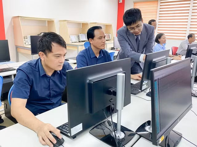 Sẽ có 25 học viên là giảng viên được tuyển chọn từ các trường ĐH trên địa bàn Đà Nẵng tham gia khóa đào tạo giảng viên nguồn đầu tiên về vi mạch bán dẫn.