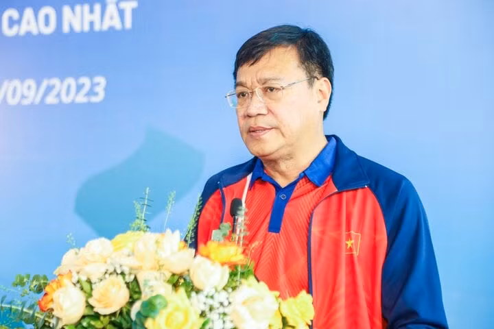 Trưởng đoàn thể thao Việt Nam Đặng Hà Việt