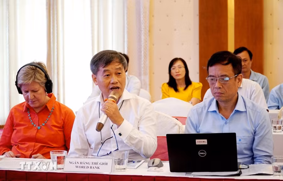 Ông Cao Thăng Bình, chuyên gia cao cấp của Ngân hàng Thế giới, nêu ý kiến về tầm quan trọng của Đề án 1 triệu hecta lúa chất lượng cao. (Ảnh: Thu Hiền/TTXVN)