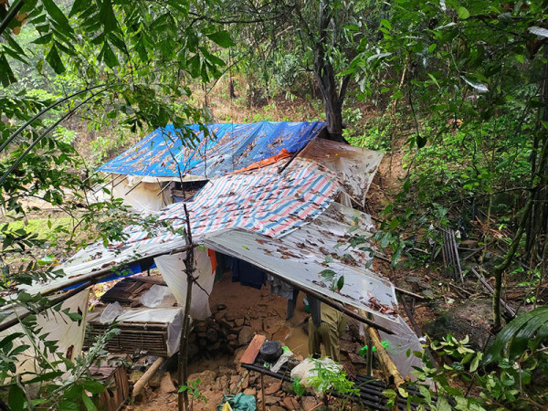 Lán trại nơi đối tượng Nguyễn Hồng Sơn ẩn náu.