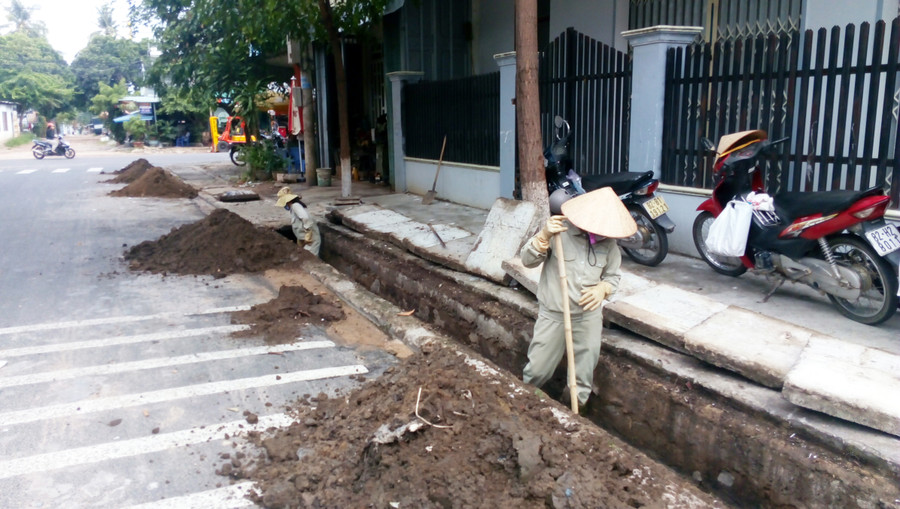 Nâng cao nhận thức nhằm vận động cho nữ giới được tiếp cận việc làm, có thu nhập. Ảnh: HL Nâng cao nhận thức nhằm vận động cho nữ giới được tiếp cận việc làm, có thu nhập. Ảnh: HL