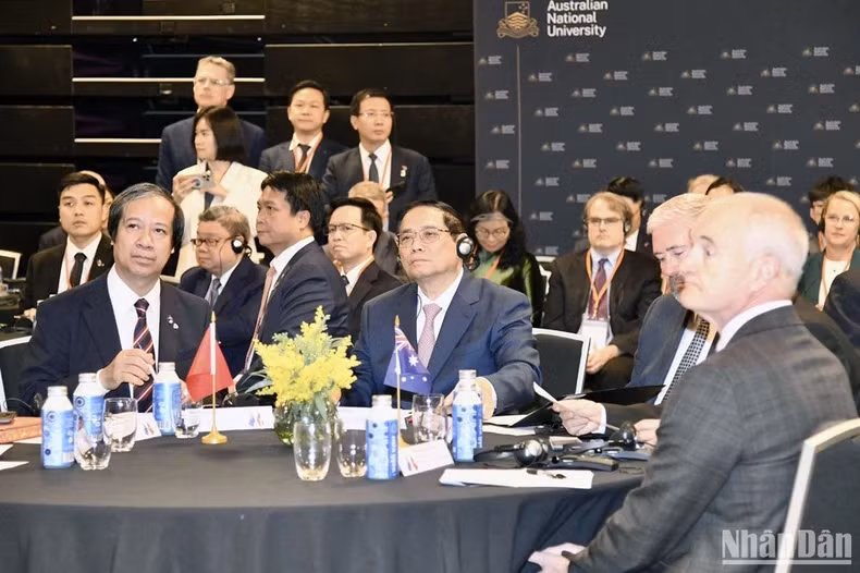 Thủ tướng Phạm Minh Chính dự Diễn đàn Hợp tác giáo dục Việt Nam-Australia. Thủ tướng Phạm Minh Chính dự Diễn đàn Hợp tác giáo dục Việt Nam-Australia.
