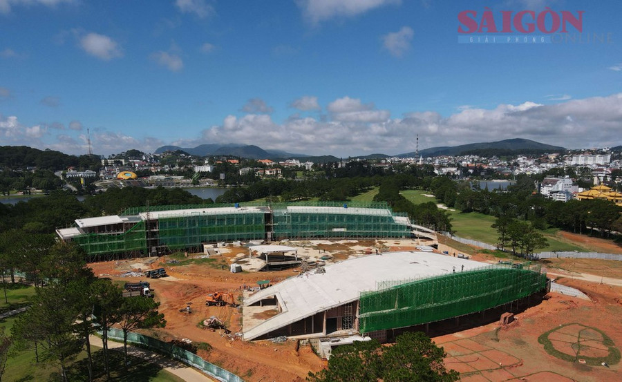 Một góc đồi Cù - Đà Lạt Một góc đồi Cù - Đà Lạt