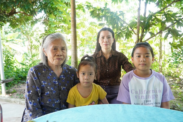 Hy sinh vì cuộc sống bình yên: Người ở lại sông Thanh - Ảnh 5. Gia đình anh Hải. Ảnh: Đức Nhật