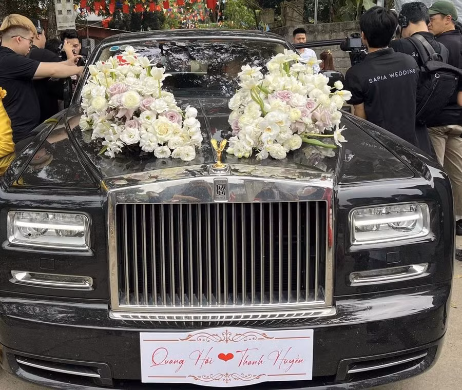 Xe trị giá 16 tỉ.