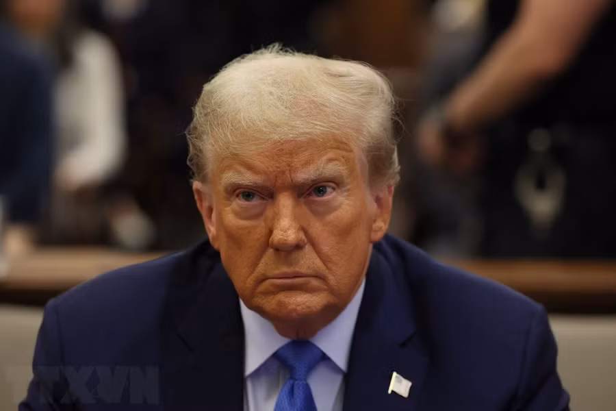 Cựu Tổng thống Mỹ Donald Trump tại tòa án ở quận Manhattan, New York ngày 6/11/2023. (Ảnh: AFP/TTXVN)