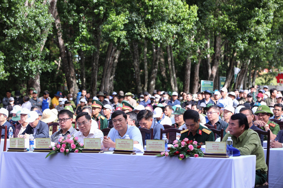 Lãnh đạo tỉnh và TP Đà Lạt dự lễ phát động Lãnh đạo tỉnh và TP Đà Lạt dự lễ phát động