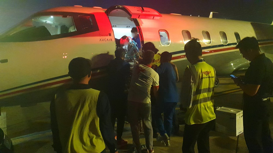 Quá trình vận chuyển bệnh nhi với hệ thống ECMO di động.