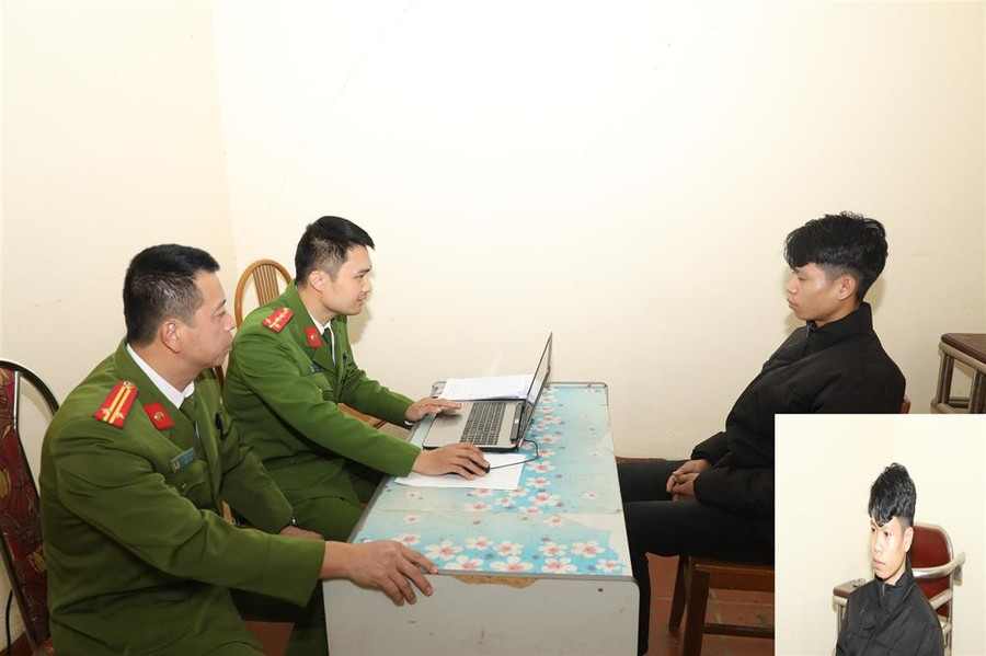 Đối tượng Vì Văn Lâm tại cơ quan công an Đối tượng Vì Văn Lâm tại cơ quan công an