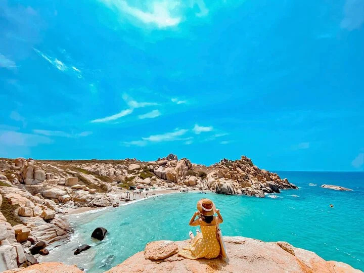 Cù lao Câu với dòng nước xanh ngắt - Ảnh: Hạnh Hồng Nguyễn Cù lao Câu với dòng nước xanh ngắt - Ảnh: Hạnh Hồng Nguyễn