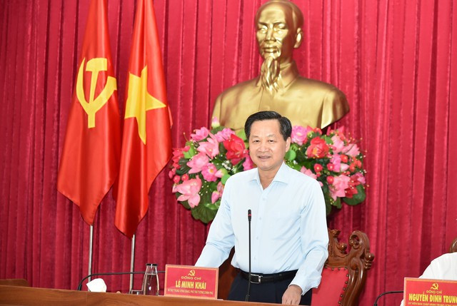 Đoàn kiểm tra 892 của Ban Bí thư thông báo kết quả kiểm tra đối với Ban Thường vụ Tỉnh ủy Đắk Lắk- Ảnh 1. Đồng chí Lê Minh Khái, Bí thư Trung ương Đảng, Phó Thủ tướng Chính phủ, Trưởng Đoàn kiểm tra số 892 của Ban Bí thư Trung ương Đảng phát biểu tại Hội nghị thông báo kết quả kiểm tra đối với Ban Thường vụ Tỉnh ủy Đắk Lắk - Ảnh: VGP/Trần Mạnh