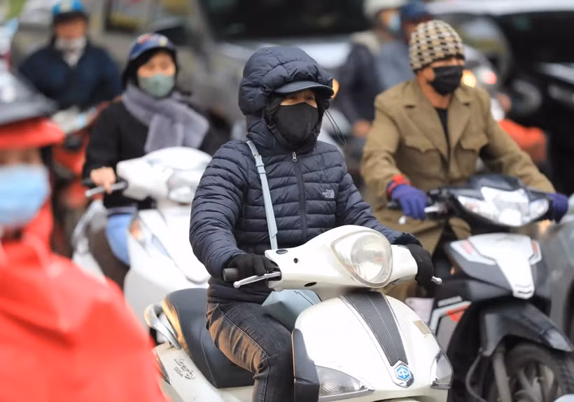 Bắc Bộ đêm và sáng trời rét. (Ảnh: Thanh Tùng/TTXVN)