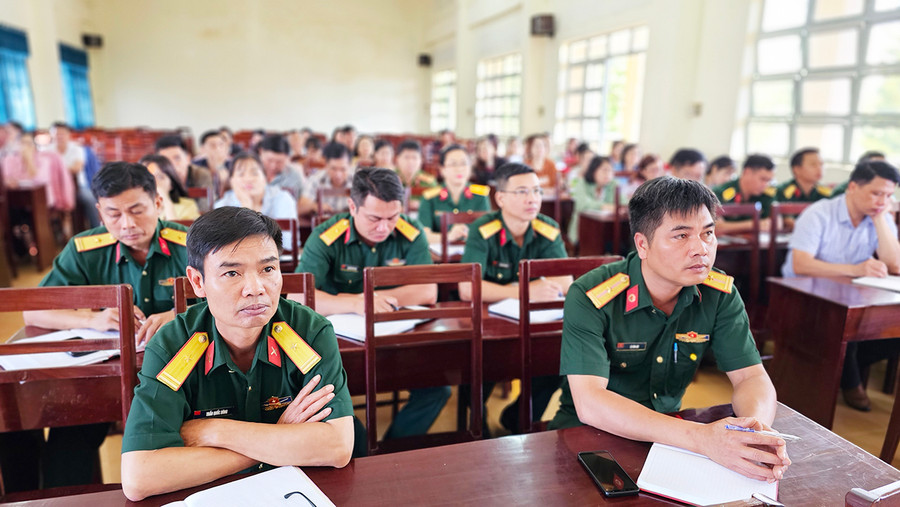 Các học viên tham dự lớp bồi dưỡng. Ảnh: Bá Bính Các học viên tham dự lớp bồi dưỡng. Ảnh: Bá Bính