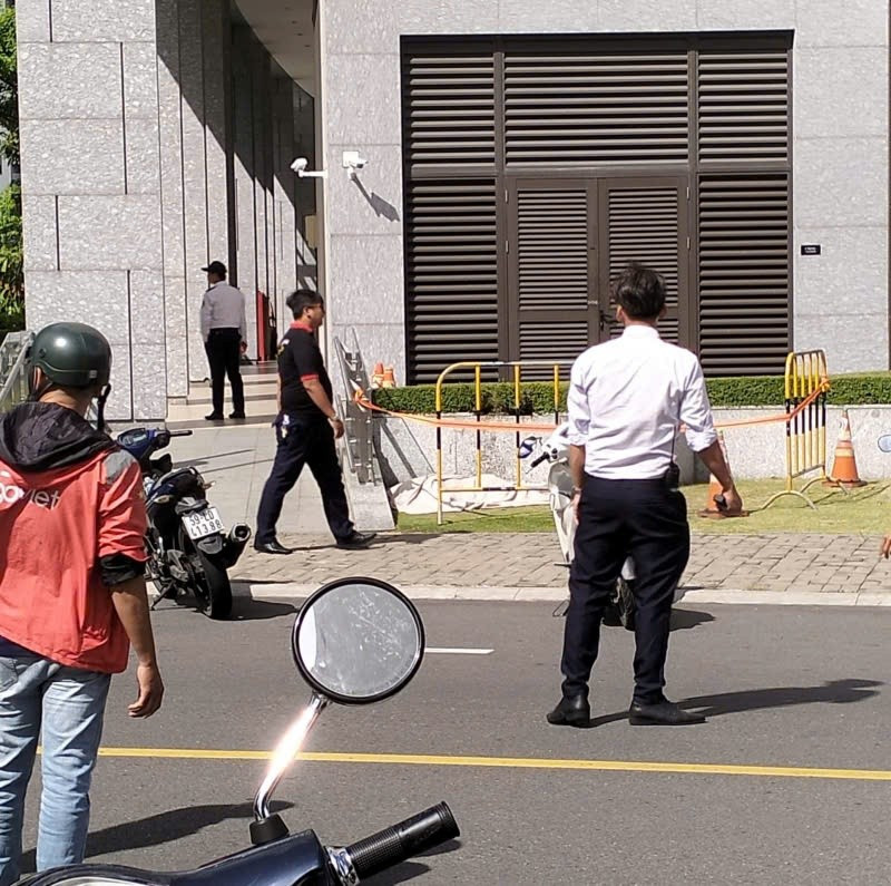 Hiện trường vụ việc được phong tỏa Hiện trường vụ việc được phong tỏa