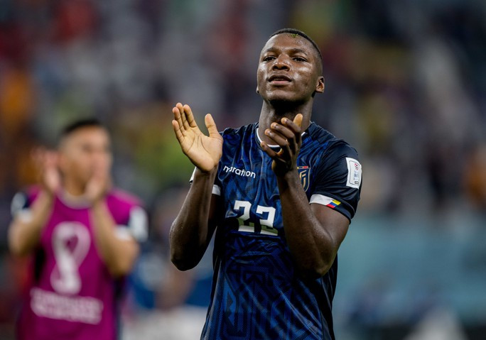 Tương lai Moises Caicedo hứa hẹn sẽ còn rực sáng trên sân cỏ nước Anh Tương lai Moises Caicedo hứa hẹn sẽ còn rực sáng trên sân cỏ nước Anh