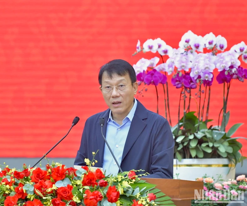 Bộ trưởng Công an Lương Tam Quang phát biểu ý kiến khai mạc tại Hội nghị. (Ảnh: Thanh Giang) Bộ trưởng Công an Lương Tam Quang phát biểu ý kiến khai mạc tại Hội nghị. (Ảnh: Thanh Giang)