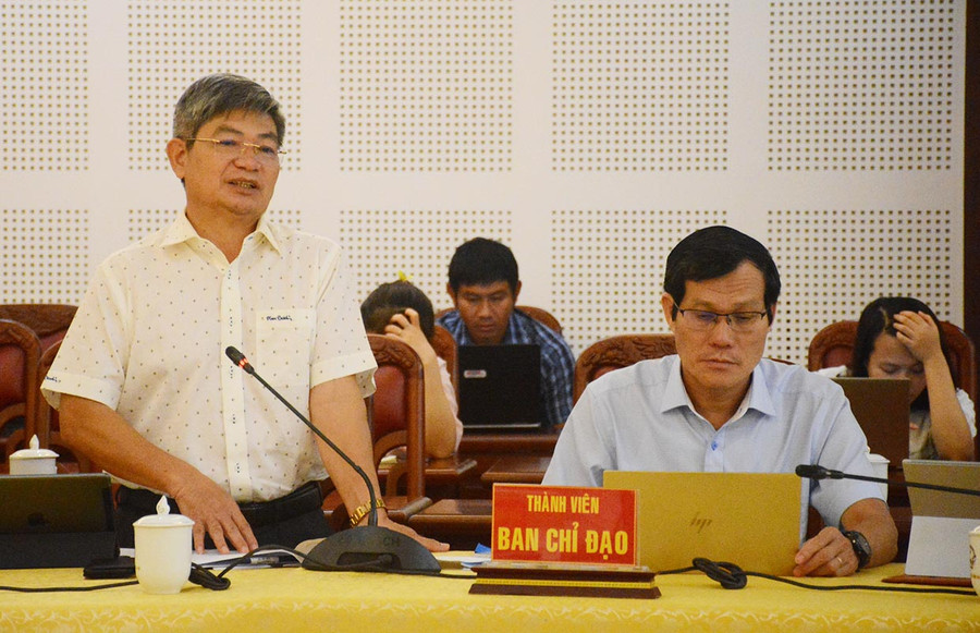 Giám đốc Sở Tài chính Nguyễn Anh Dũng nêu giải pháp nâng cao chất lượng, hiệu quả quản lý cải cách tài chính công. Ảnh: Lam Nguyên Giám đốc Sở Tài chính Nguyễn Anh Dũng nêu giải pháp nâng cao chất lượng, hiệu quả quản lý cải cách tài chính công. Ảnh: Lam Nguyên